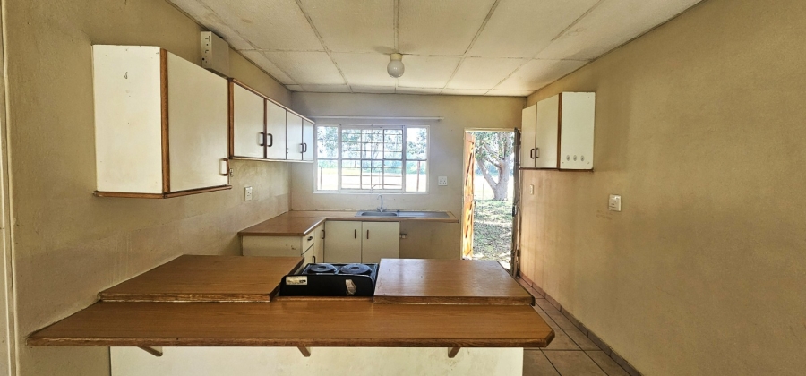To Let 2 Bedroom Property for Rent in Rustenburg Rural North West